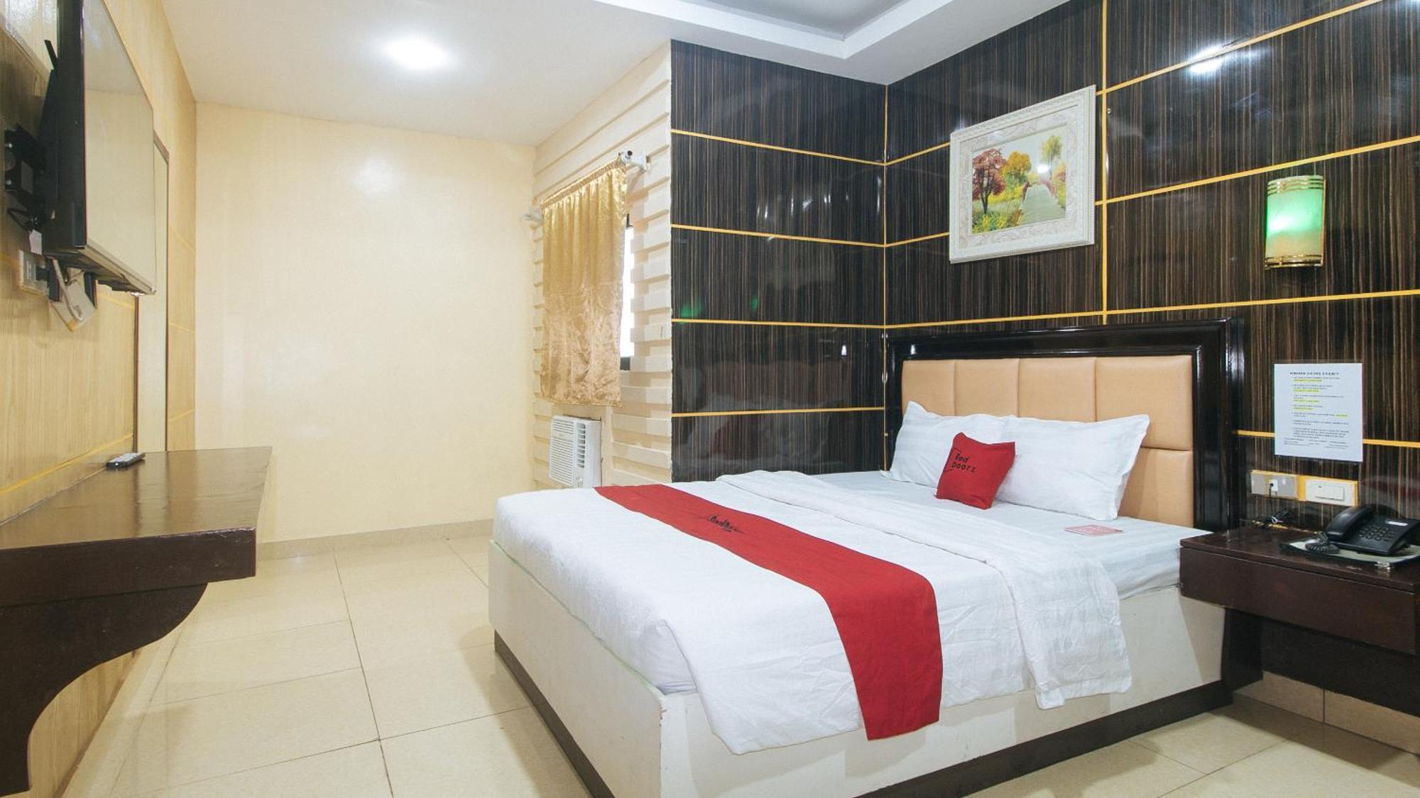 Reddoorz At Winter Hotel Araneta Quezon City Eksteriør billede