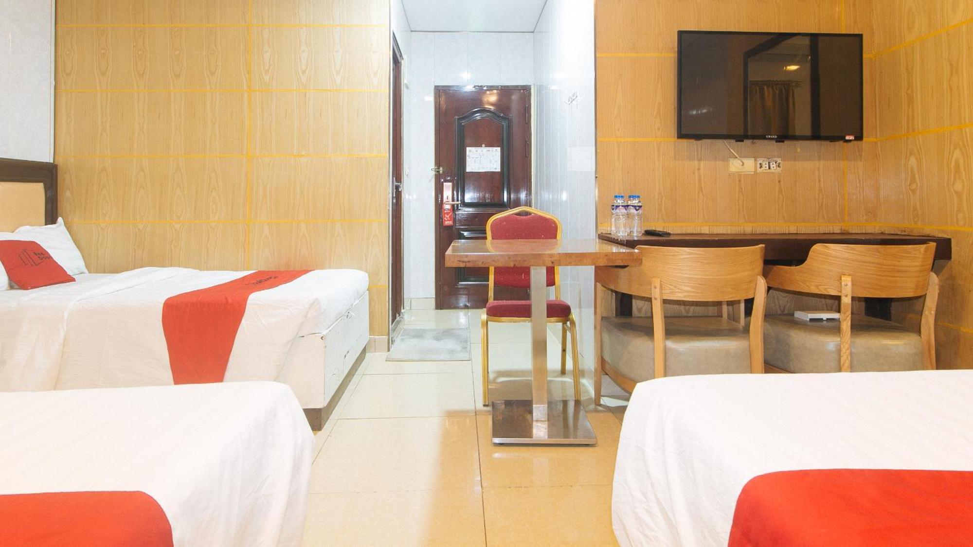 Reddoorz At Winter Hotel Araneta Quezon City Eksteriør billede