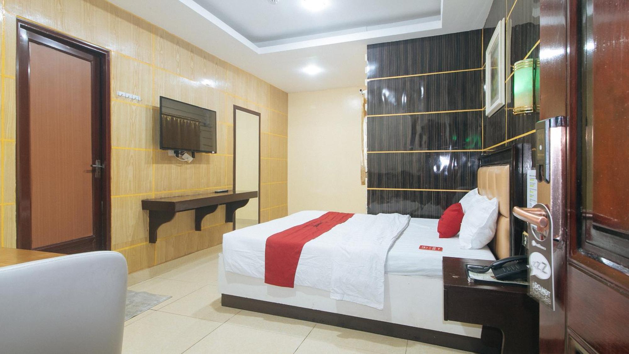 Reddoorz At Winter Hotel Araneta Quezon City Eksteriør billede